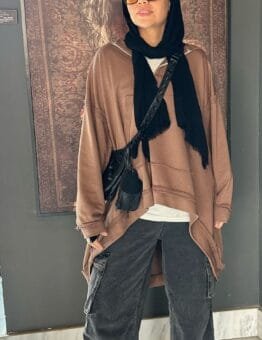zip up sweater