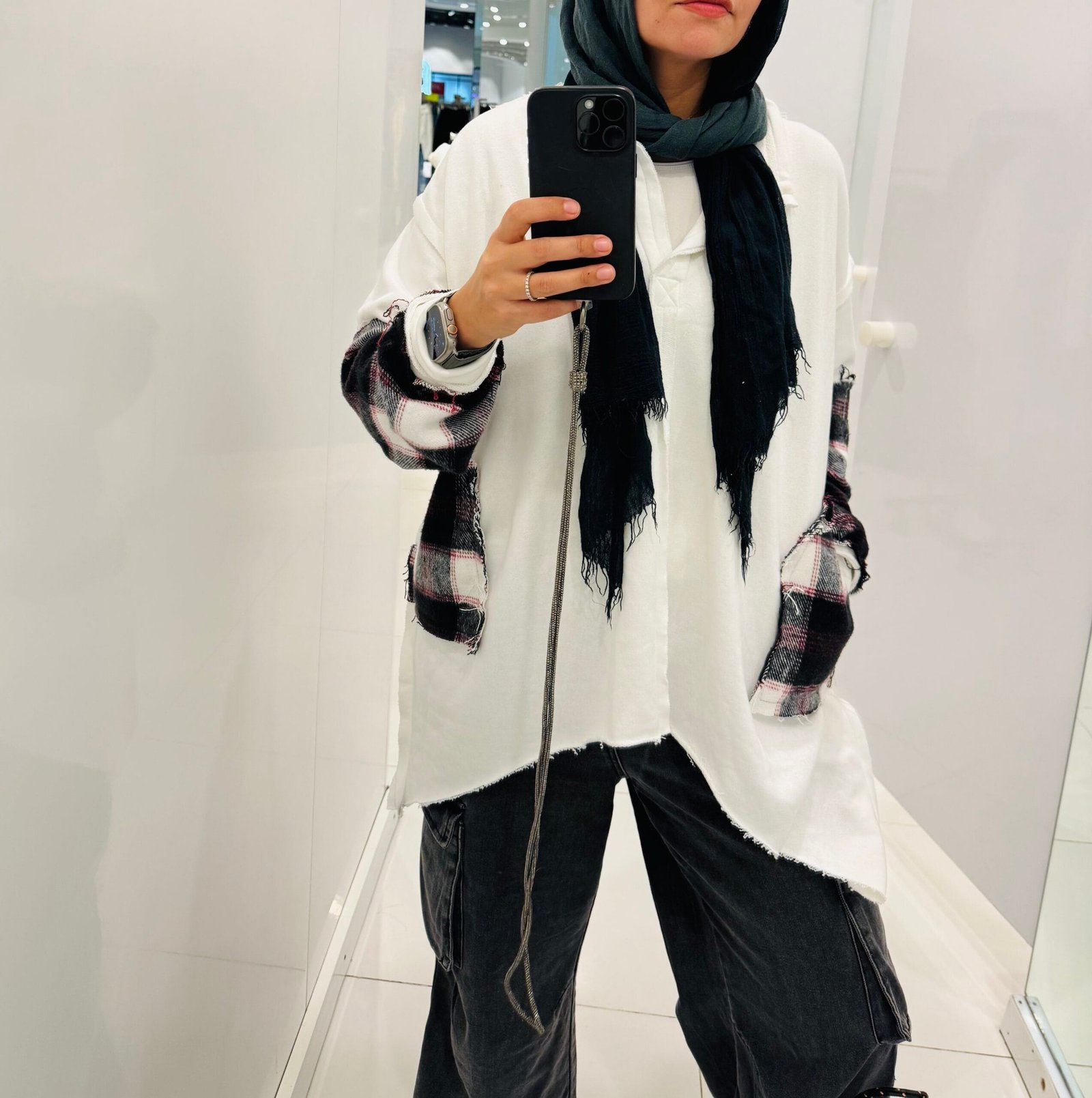 White sweatshirt with wool sleeves